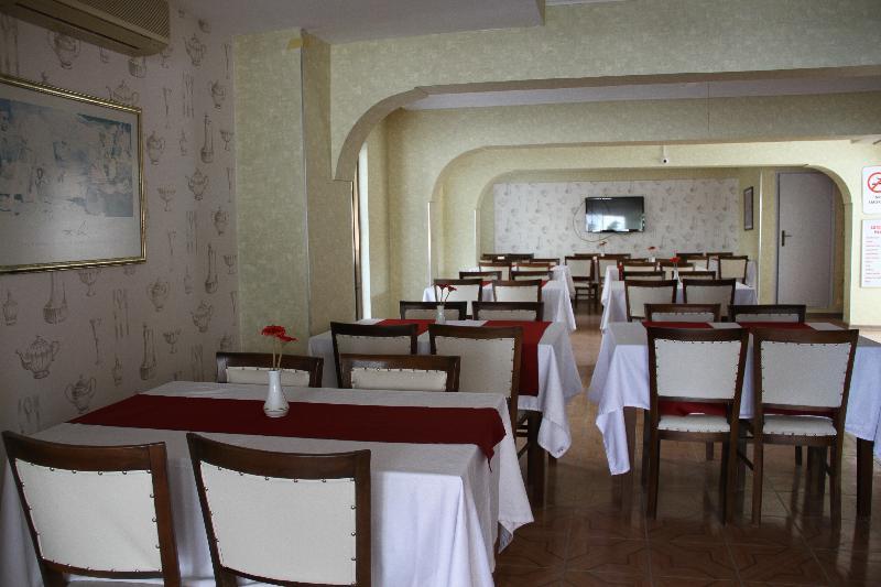 Saturn Hotel Kusadasi Exterior photo